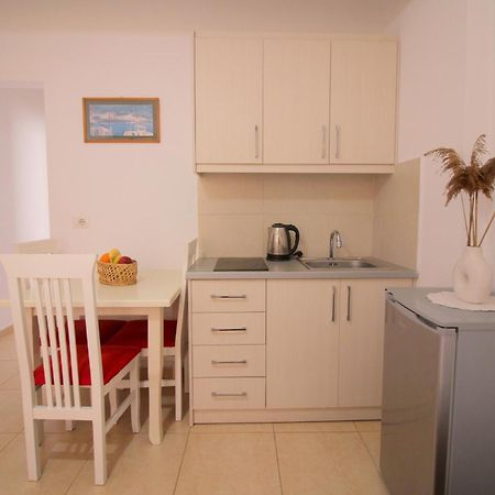 Afrimi Relax Apartments Σαράντα Εξωτερικό φωτογραφία